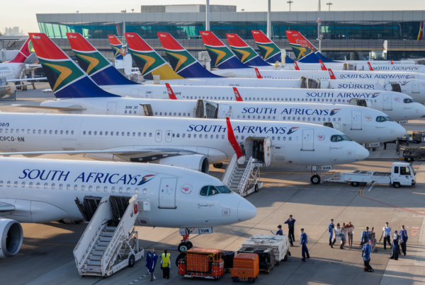 découvrez comment la flotte de south african airways s'agrandit avec l'ajout de 20 nouveaux avions, renforçant ainsi son engagement envers l'excellence du service et le confort des passagers. explorez les nouveaux modèles et les destinations offertes par cette compagnie aérienne emblématique.