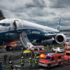 découvrez les détails de l'incident aérien qui a eu lieu à seattle, où un boeing 737 et un boeing 787 se sont heurtés au sol. cet événement dramatique soulève des questions sur la sécurité aérienne et les protocoles au sol. restez informé des dernières nouvelles.